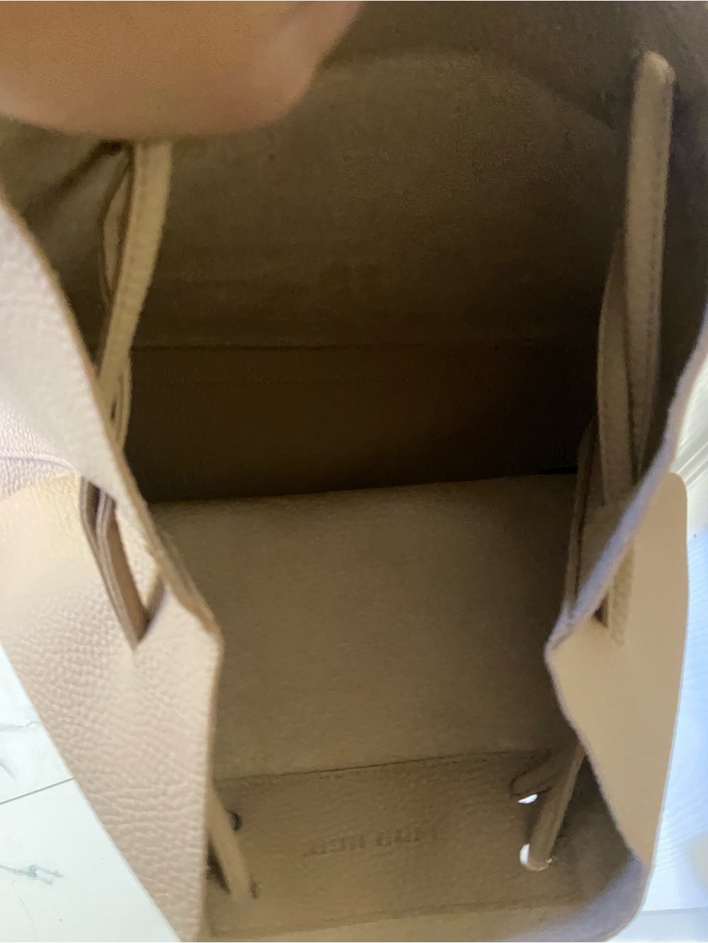 8 OTHER REASONS Tan Faux Leather Tote Bag - Picture 4 of 6